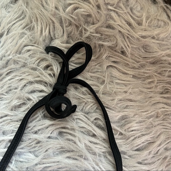 Xhilaration Black & White Printed Push Up Halter Swimsuit Top Small - Picture 4 of 10